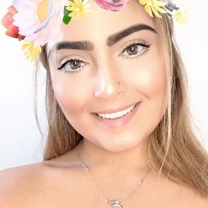 Meet your Posher, Sonia